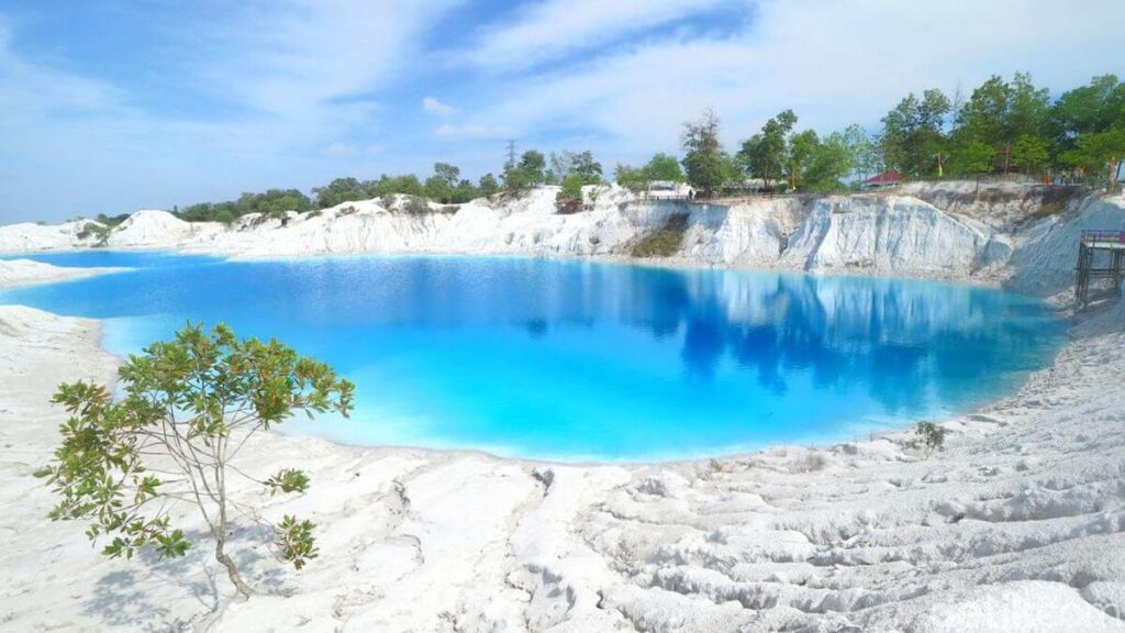 Danau Kaolin 1